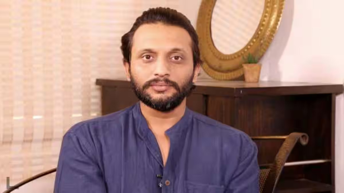 Zeeshan Ayyub attending an event